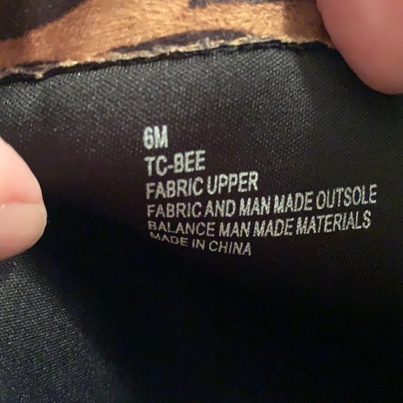 True Craft Women’s Leopard Slouch Boots Size 6 - Picture 7 of 8